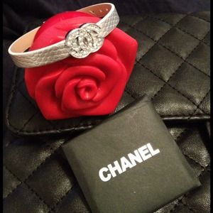 Silver tone Belt style CC reversible bracelet