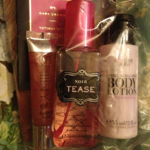 Victoria's Secret set of beauty products
