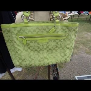 On hold *****Green coach bag with matching wallet