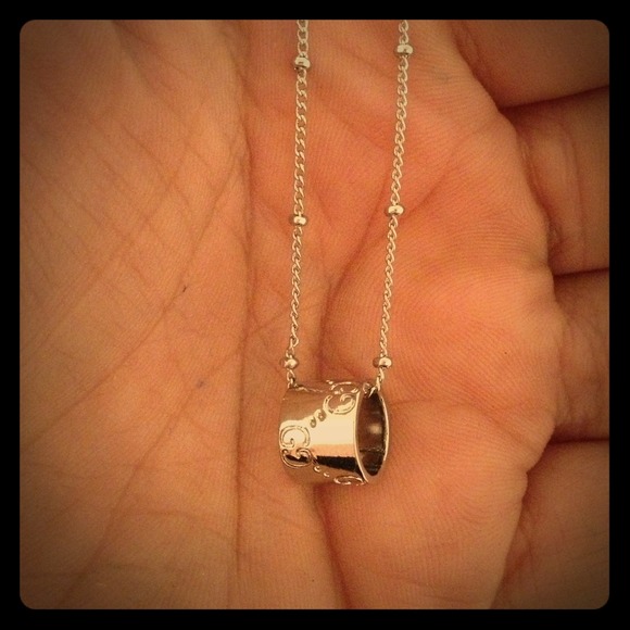 Silver tone Gucci charm on 7 inch chain