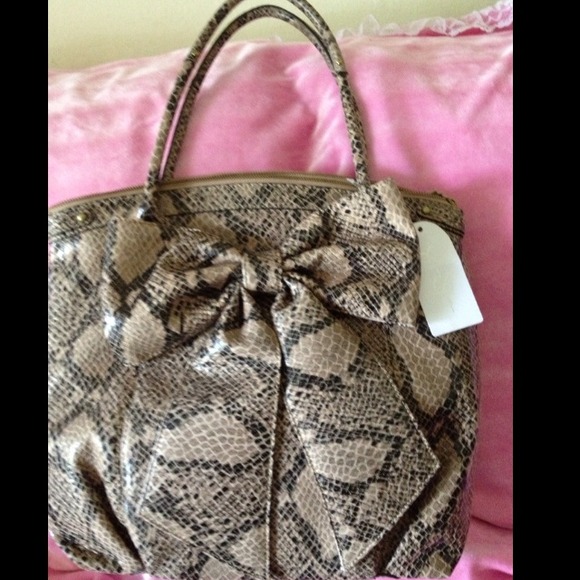 Jessica Simpson Handbags - Jessica Simpson Bag