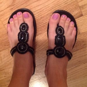 **SOLD in BUNDLE**  Kenneth Cole sandals