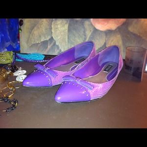 WhiteHouse|BlackMarket Iris cap-toe city flat