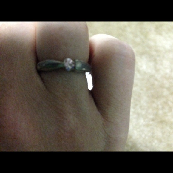 Genuine sterling silver ring w pink gem