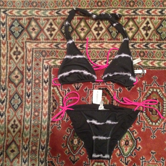 ❌❌SOLD IN BUNDLE❌❌Bikini