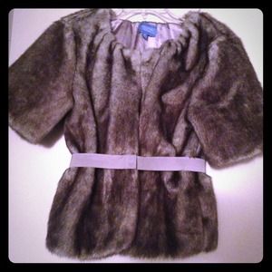 Vera Wang Simply Vera Faux Fur Bolero