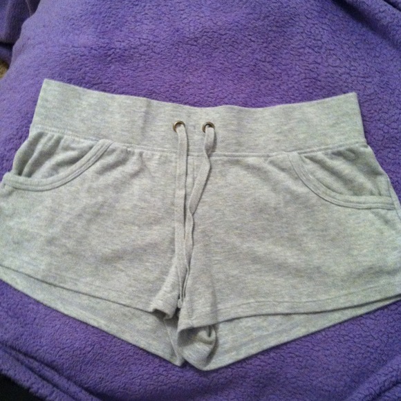 Grey shorts