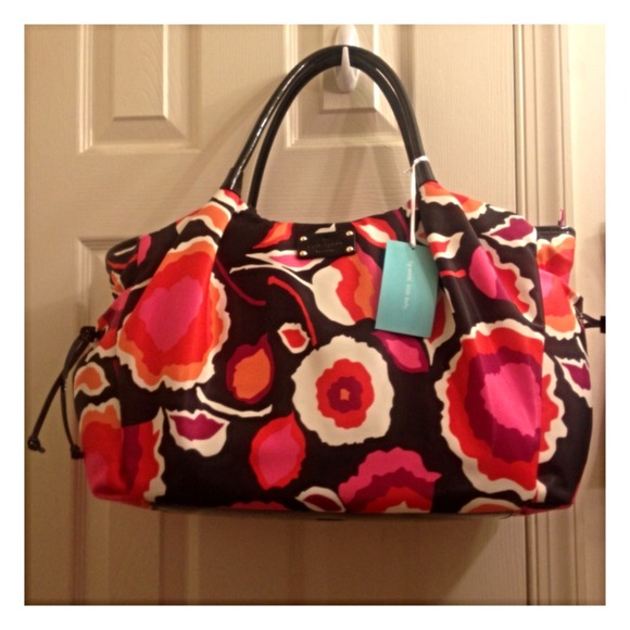 🚫SOLD ON OTHER SITE🚫♠NWT AUTH KATESPADE BAG