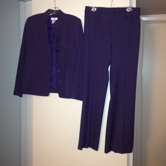 Simple Blue Pants Suit