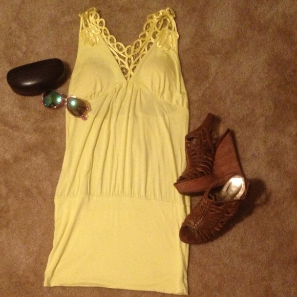 ❌SOLD IN BUNDLE❌😍 is/Bella LA Dress ❌SOLD❌
