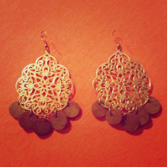 Gold earrings