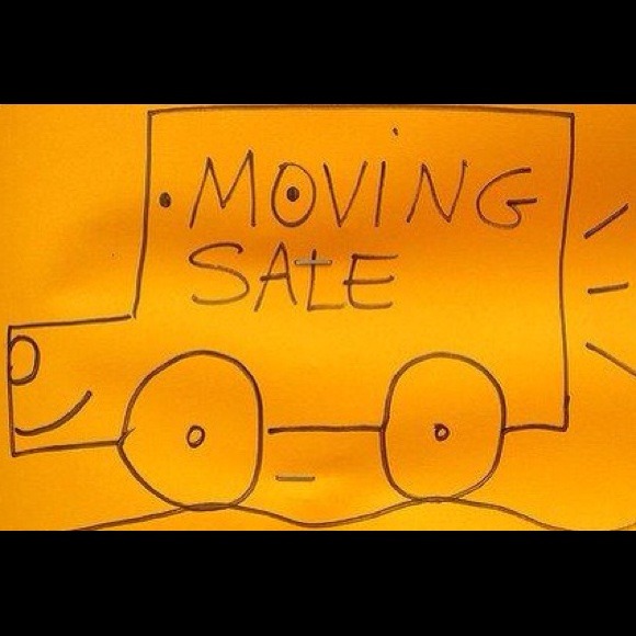 Movin' & groovin' sale🚚
