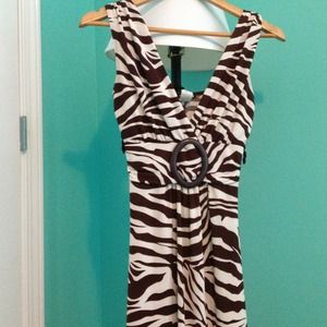 💟Brown and off white sleeveless dress