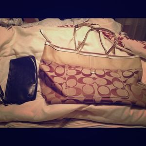 Coach Large Signature Tote & Large Leather Clutch Coach Large Signature Tote & Large Leather Clutch