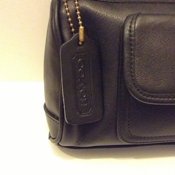 COACH BLACK BAGUETTE WRISTLET HANDBAG PURSE - Picture 2 of 3