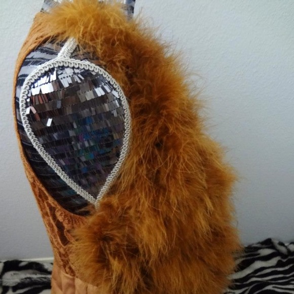 Faux feather vest - Picture 2 of 3