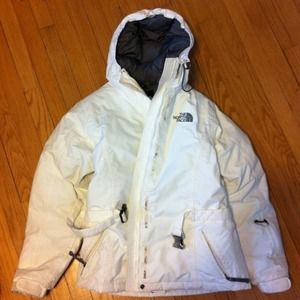 NORTHFACE SKI JACKET ⭐ MUST GO