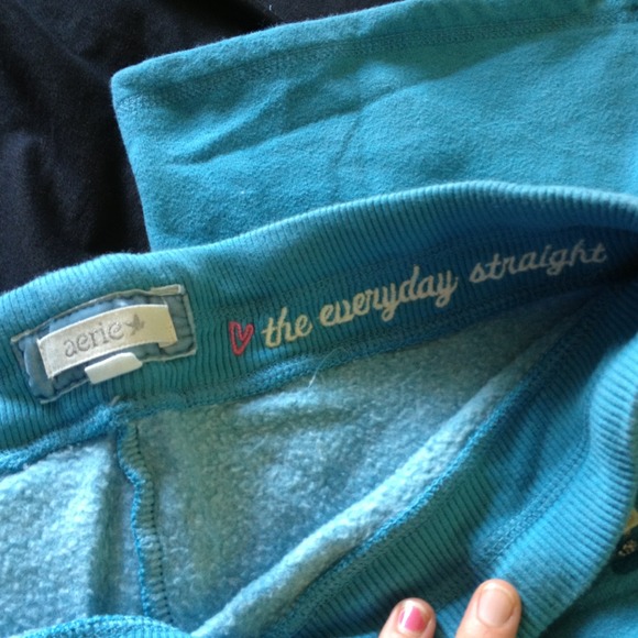 Light blue aerie sweats - Picture 2 of 2