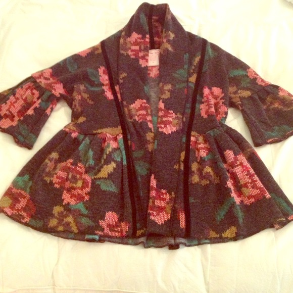 Sweater Jacket w/Black Trim