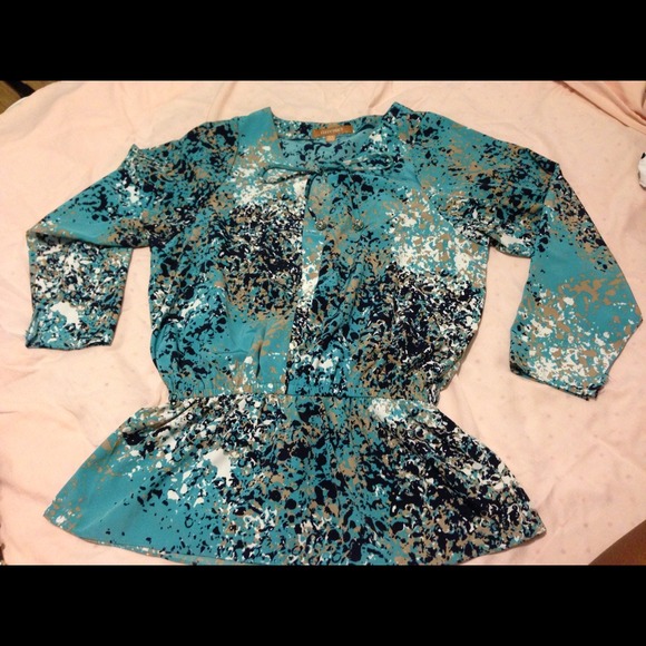 🚫SOLD Printed Peplum Blouse🚫