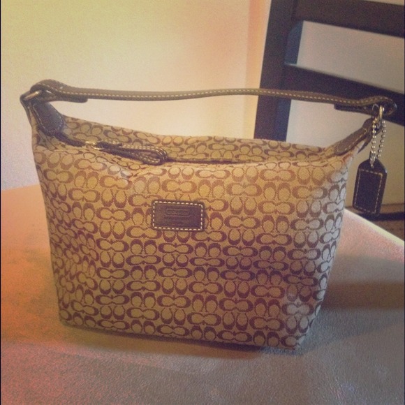 🌹Lovely Small Coach purse! Authentic!🌹
