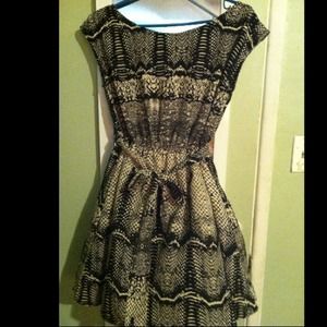 Black and beige print dress