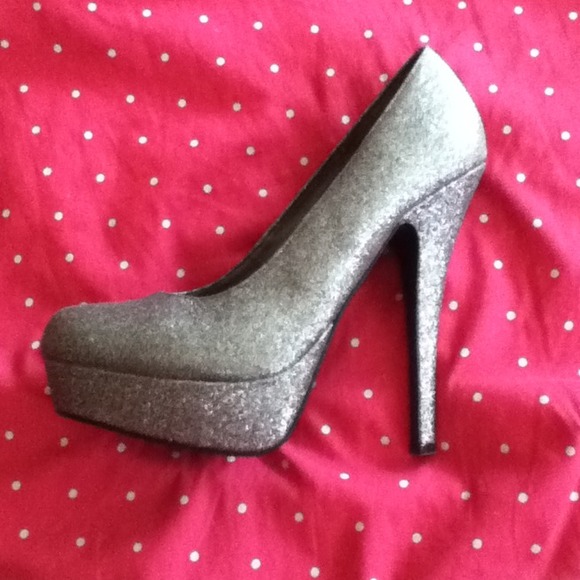Silver glitter 4 inch heels - Picture 1 of 1