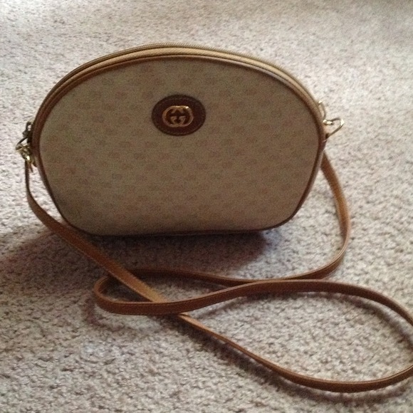 Authentic Vintage Gucci Purse ❗❗I DO NOT TRADE ❗❗