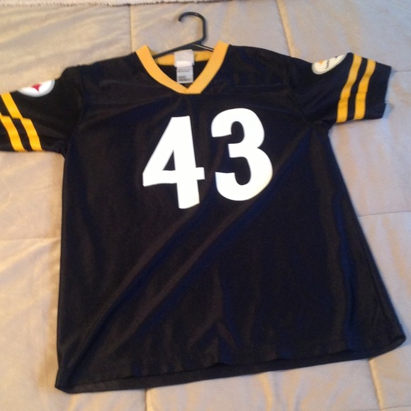 Polamalu jersey football is HERE!!!!!!