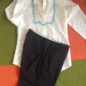 SOLD IN BUNDLE Flattering ankle length pants