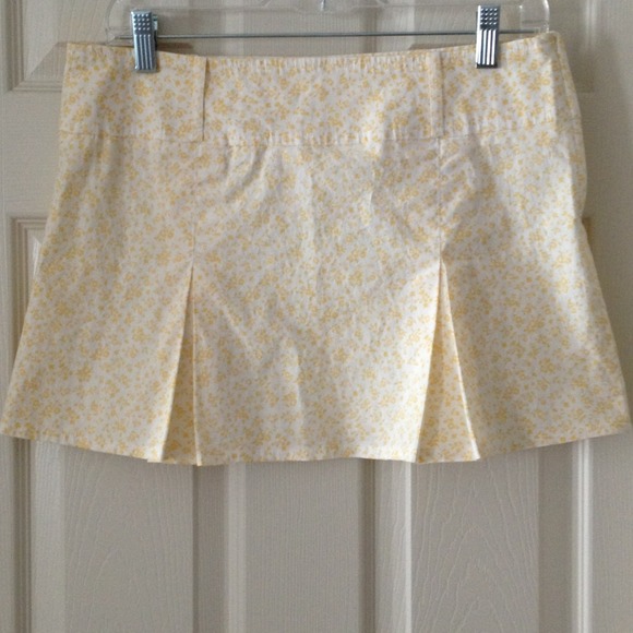 Forever 21 yellow skirt