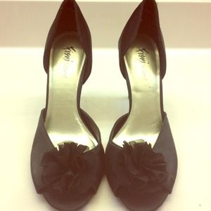 Fioni Night Black Heels