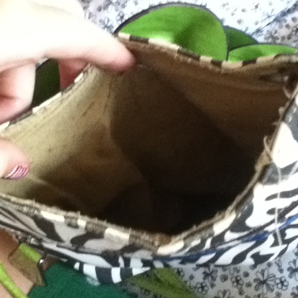 Zebra print side purse - Picture 2 of 3