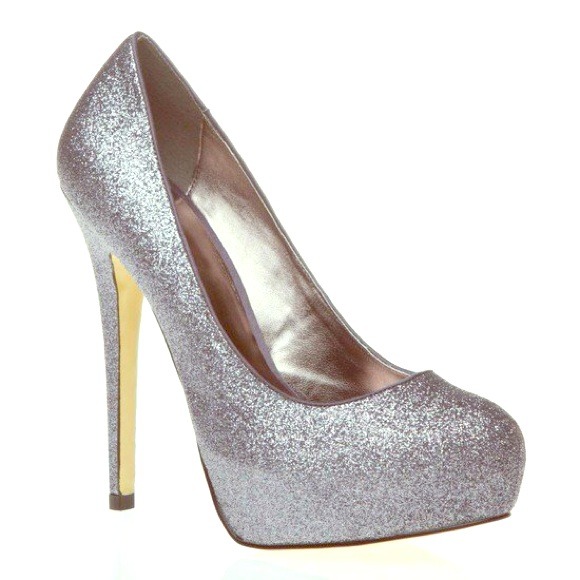 ShoeDazzle Pewter Maxella 7.5 - Picture 1 of 3