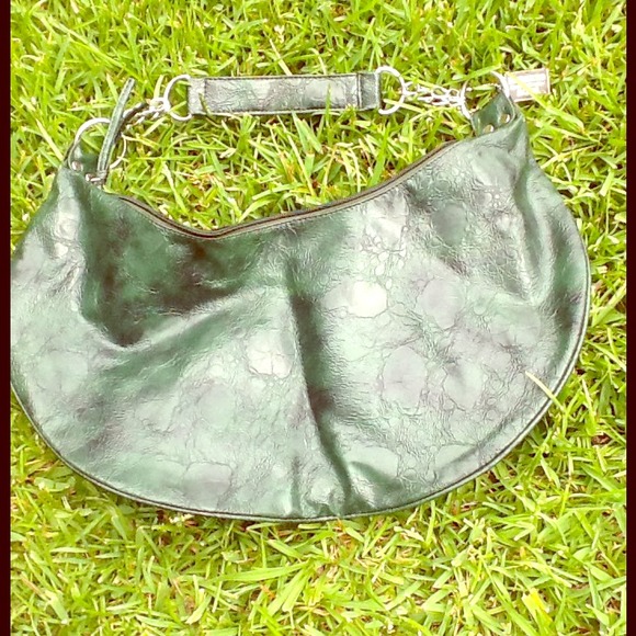 👜👜GREEN PURSE👜👜 - Picture 1 of 1