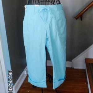 Bright teal blue capris