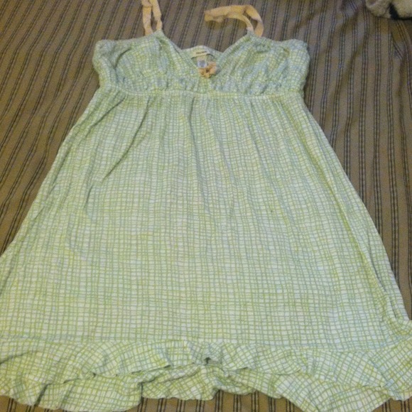 Vera wang night gown