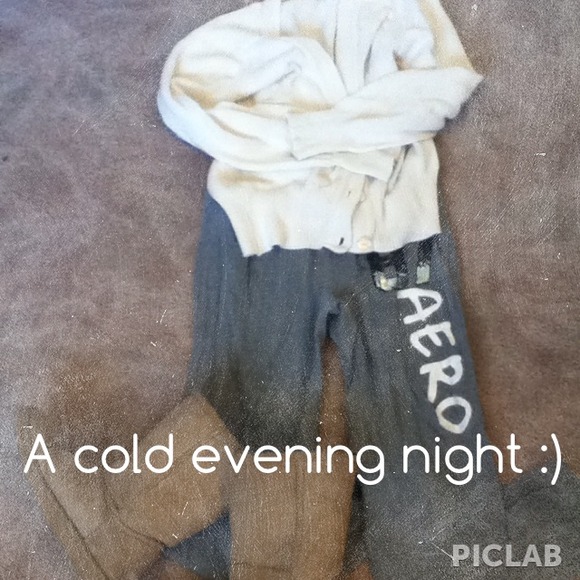 Aeropostale sweats for a cold evening night ;)