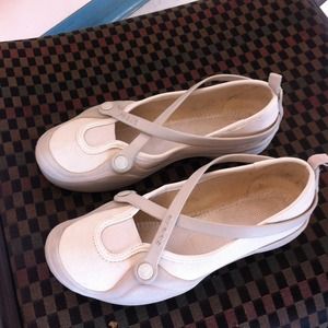 Crocs shoe in white size 5