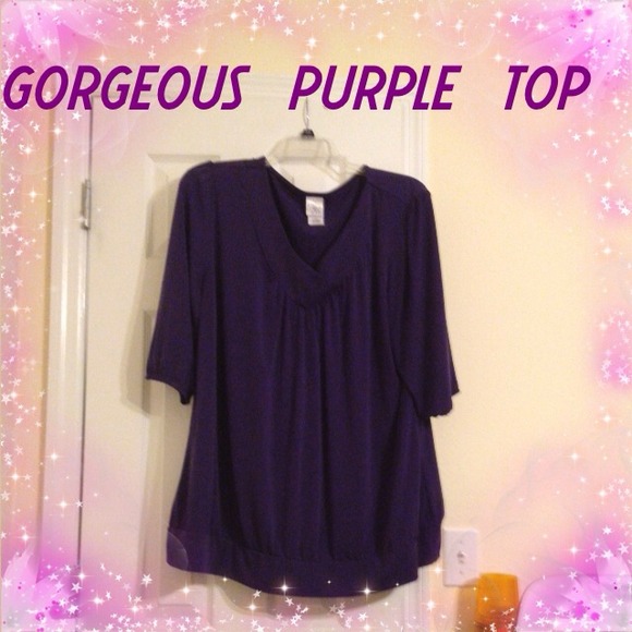 Gorgeous purple top! Only worn once!