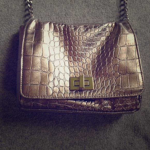 Used old navy silver snakeskin patterned purse