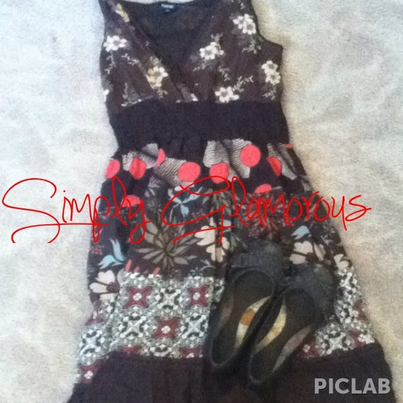 Brown dress