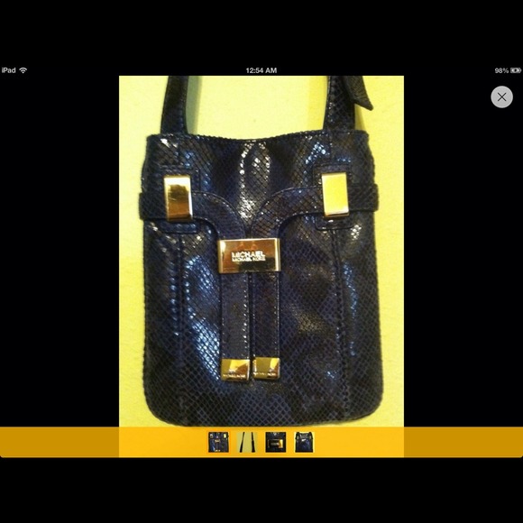 MICHAEL KORS HANDBAGS