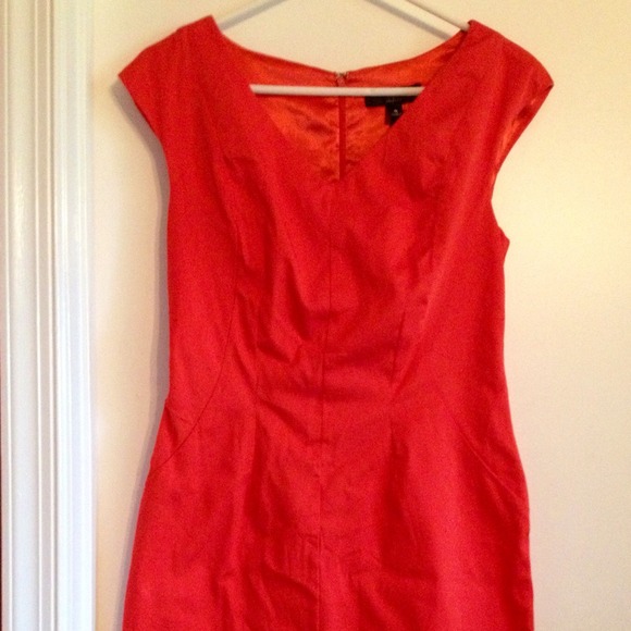 Dresses & Skirts - Mossimo coral dress