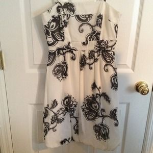 Black and white strapless dress