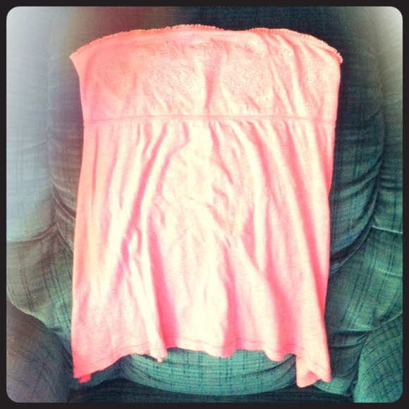 !!!**REDUCED**!!! AMERICAN EAGLE strapless halter