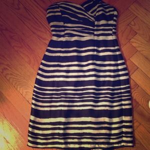 ✨Reduced Price✨Stripe Strapless Dress