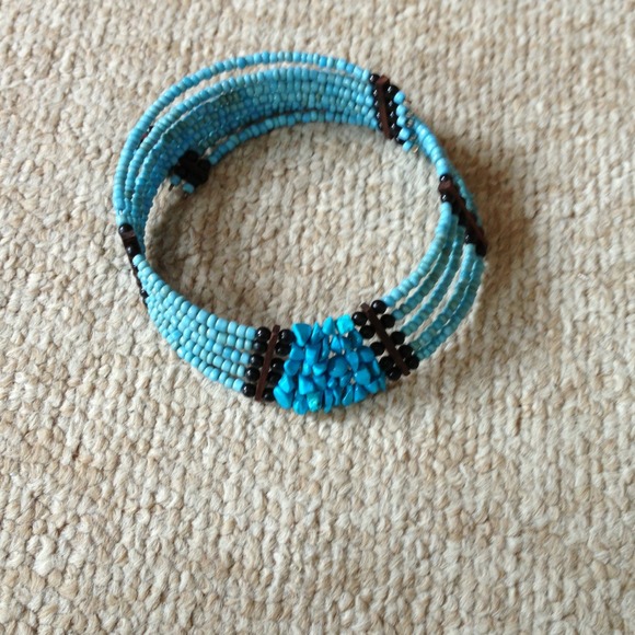 Donated! Blue Beaded Tribal Choker - Picture 4 of 4