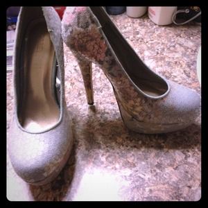 Floral sequin high heel