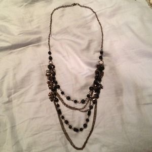 Black and silver necklace- free with $30🔽🔽